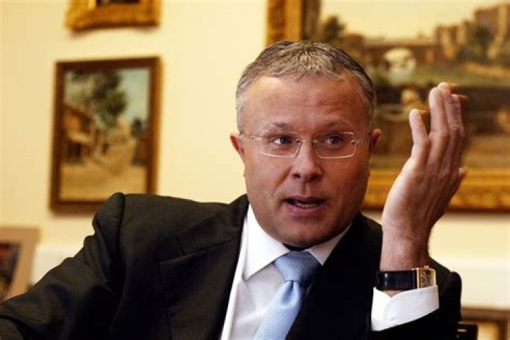 Alexander Lebedev Net Worth: A Deep Dive into the Life and Wealth of a Russian Business Magnate