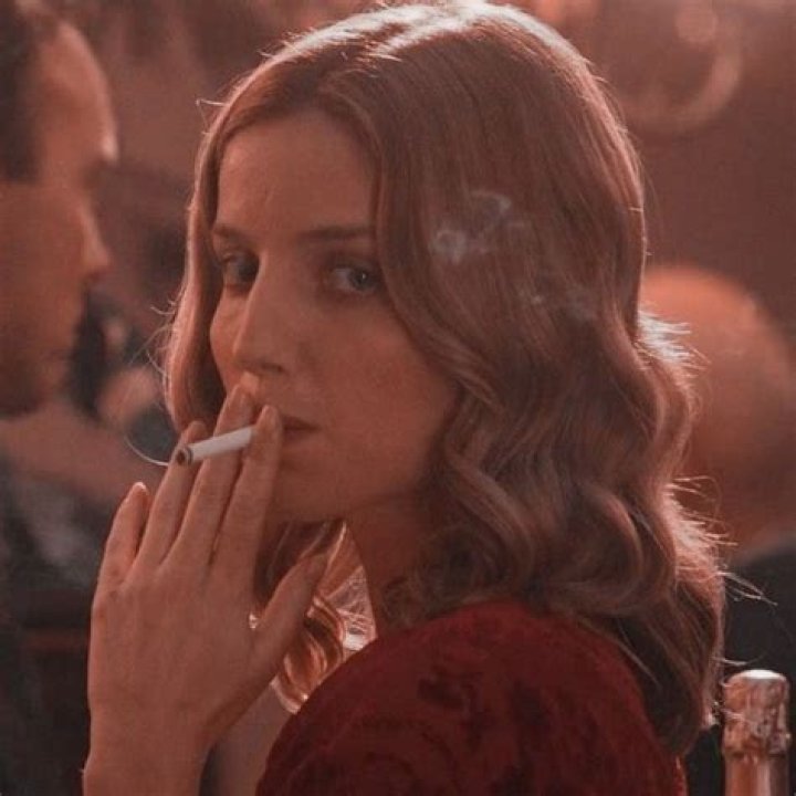 Annabelle Wallis Smoking: A Closer Look at the Actress and the Buzz