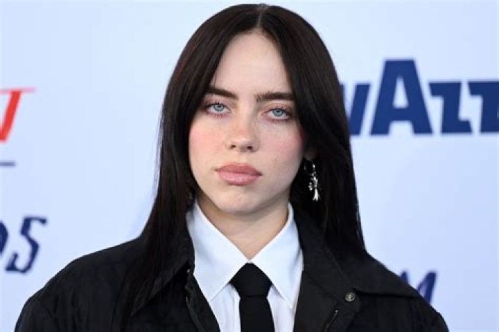 Billie Eilish Nude: Unveiling Facts, Myths, and Her Impact on Pop Culture