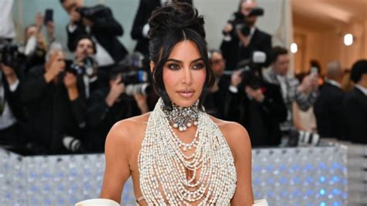 Breaking News: Kim Kardashian Announces Pregnancy