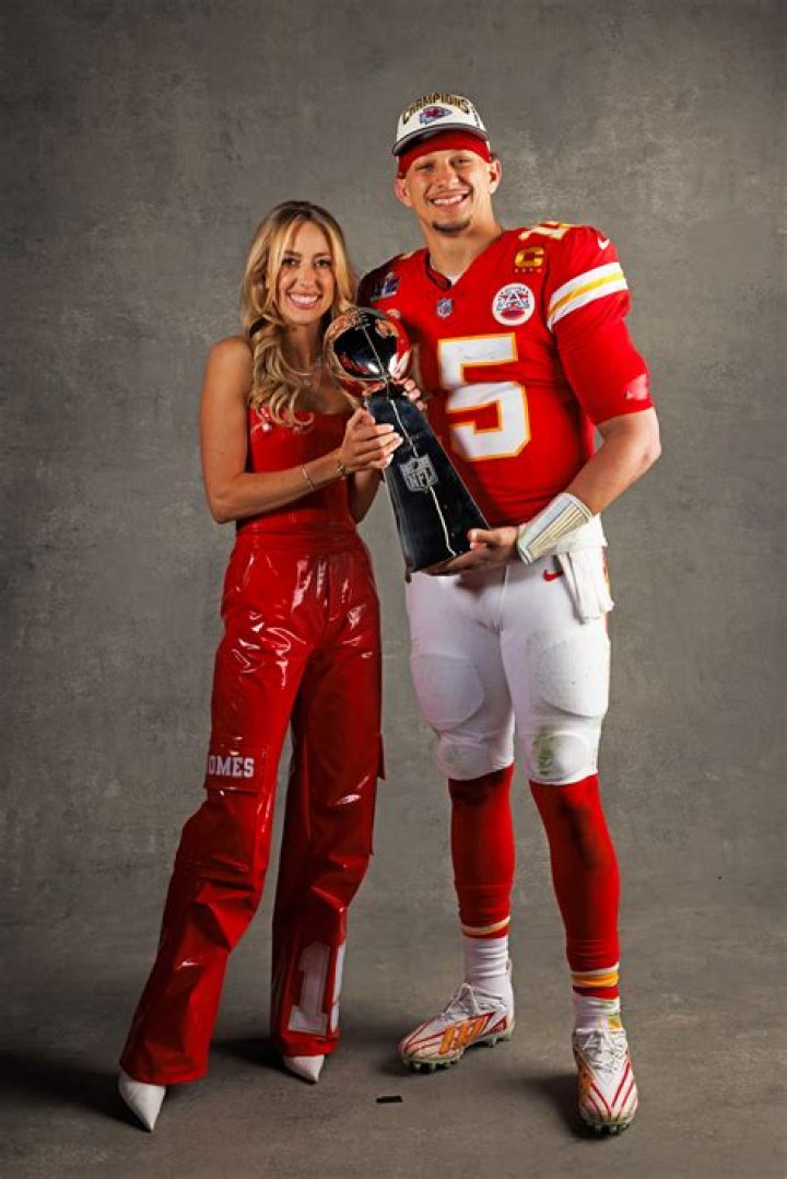 Brittany Mahomes' Festive Game Day Snuggles: A Celebration of Love and Team Spirit