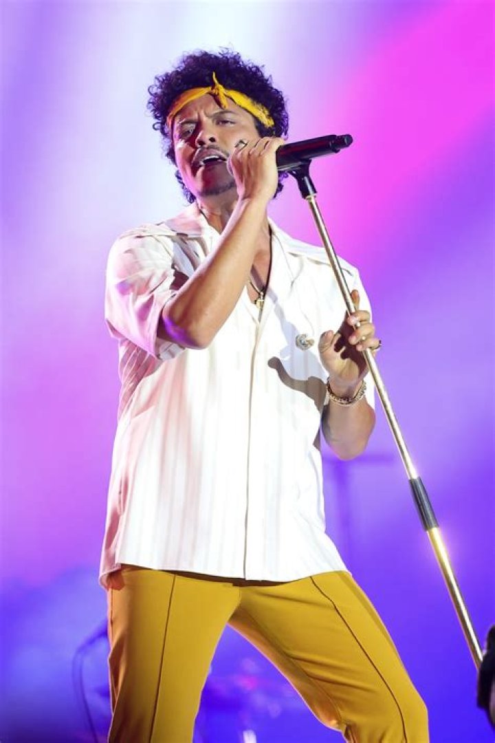 Bruno Mars: The Multi-Talented Sensation