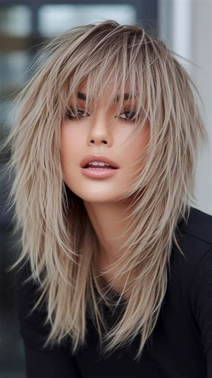 Choppy Layers: The Ultimate Guide to Short Hair Styling