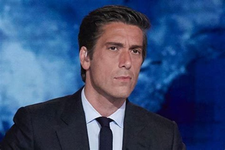 David Jason Muir: Is He Married or Single?