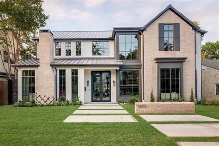 Discover Annette Simmons Dallas: Renowned Expert in Dallas Real Estate