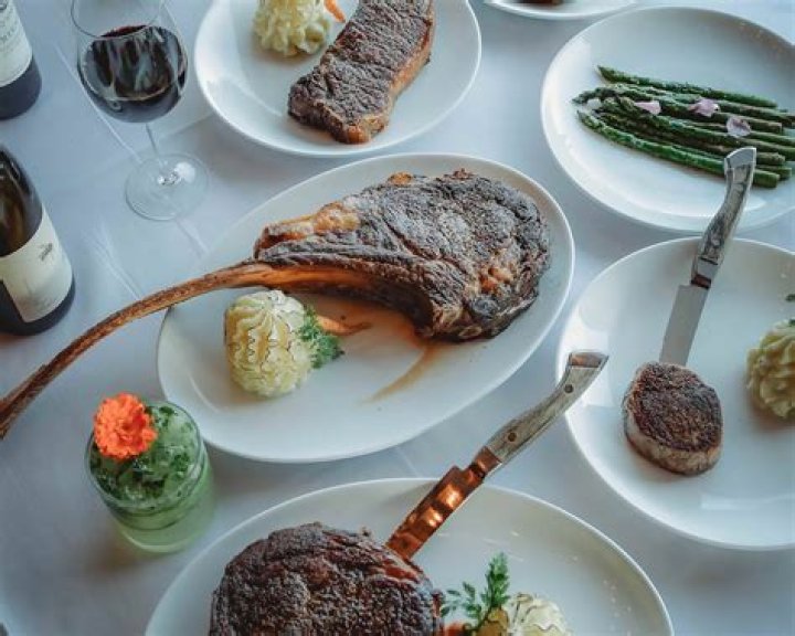 Discovering Culinary Paradise at Low Tide Steakhouse & Sandbar
