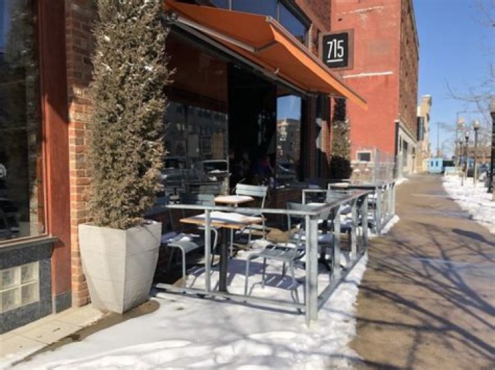 Discovering the Culinary Delights of 715 Restaurant in Lawrence, KS