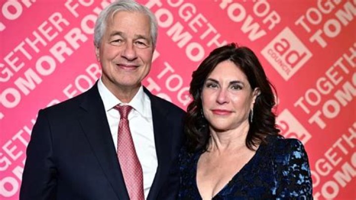 Does Jamie Dimon Have a Wife? A Comprehensive Look into His Personal Life