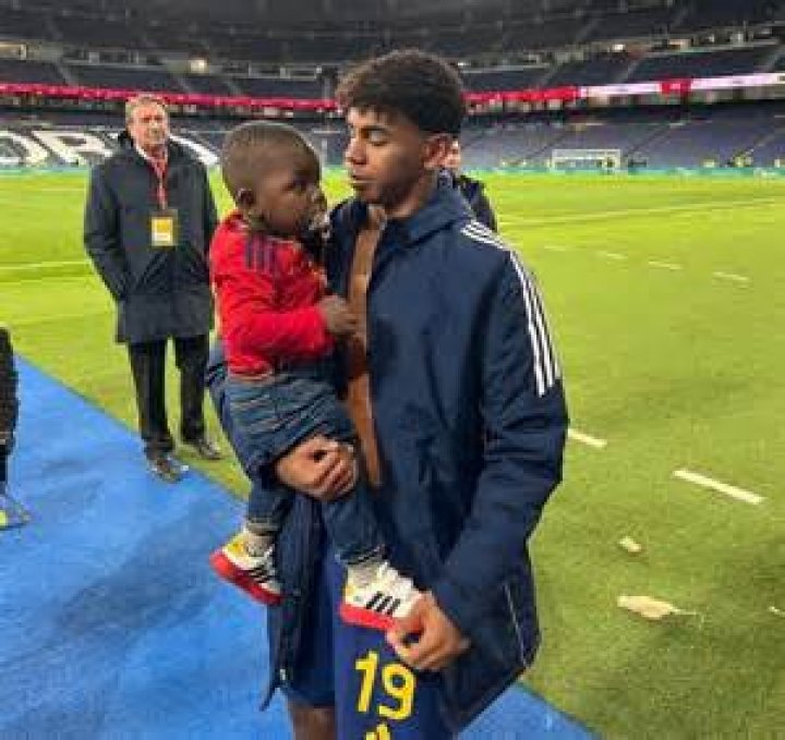 Does Lamine Yamal Have Siblings? A Deep Dive into His Family Background