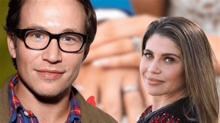 Exploring the Life of Jonathan Taylor Thomas and His Wife
