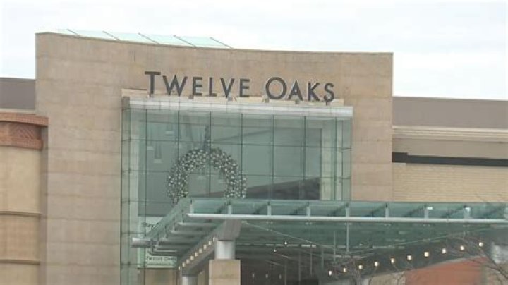 Exploring the Novi 12 Oaks: Your Ultimate Guide to Shopping and Dining