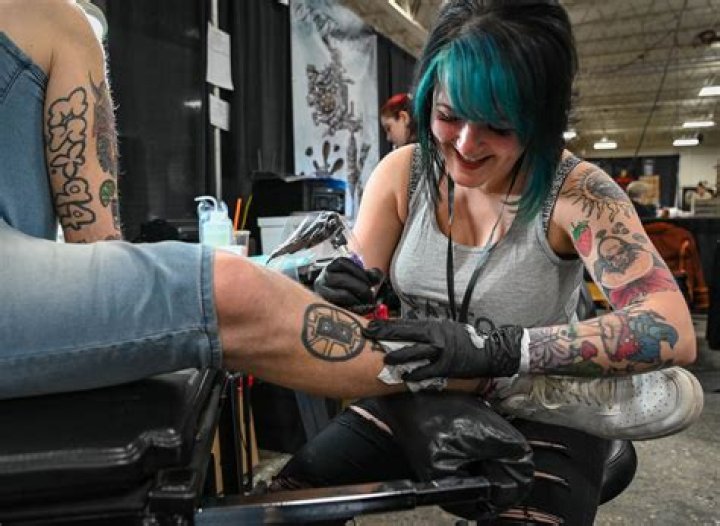 Exploring the World of Tattoo Artists: Creativity, Culture, and Craftsmanship