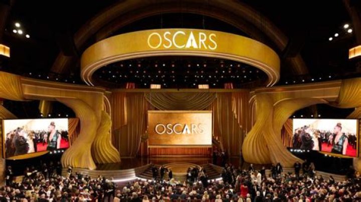 Heidi Klum at the Oscars: A Fashion Icon's Journey Through the Red Carpet