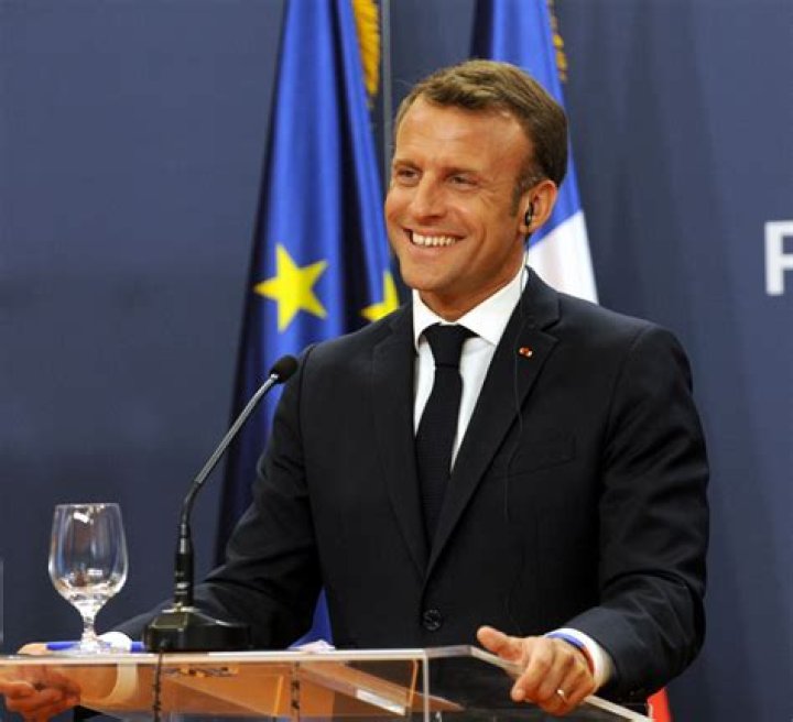How Tall is Emmanuel Macron? A Comprehensive Overview
