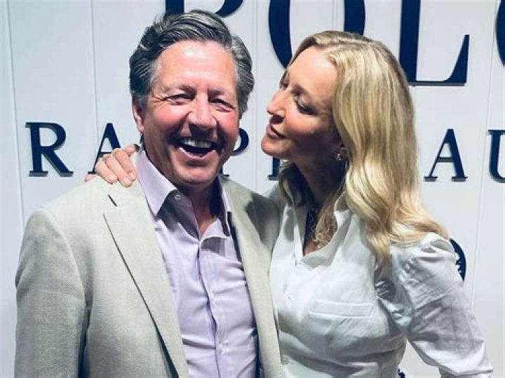 How Tall is Lara Spencer? Unveiling the Height of the Beloved TV Personality