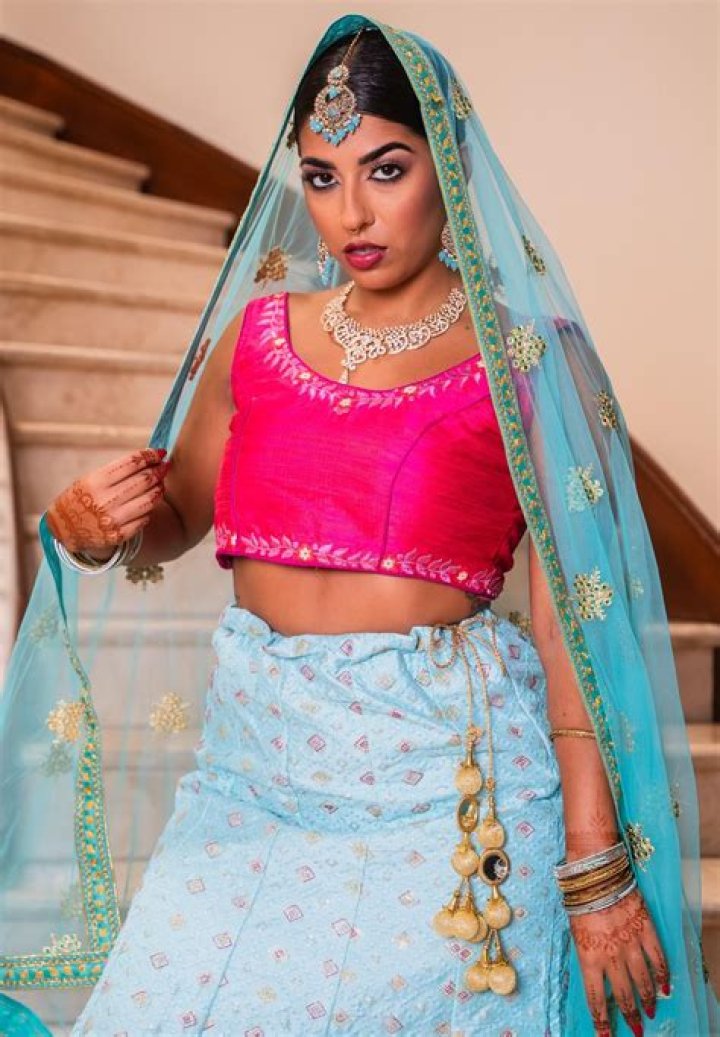 Jasmine Sherni: The Rising Star in the Entertainment Industry