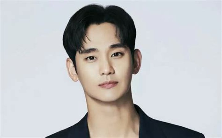 Kimoo Hyun: Korean Actor and Entertainer