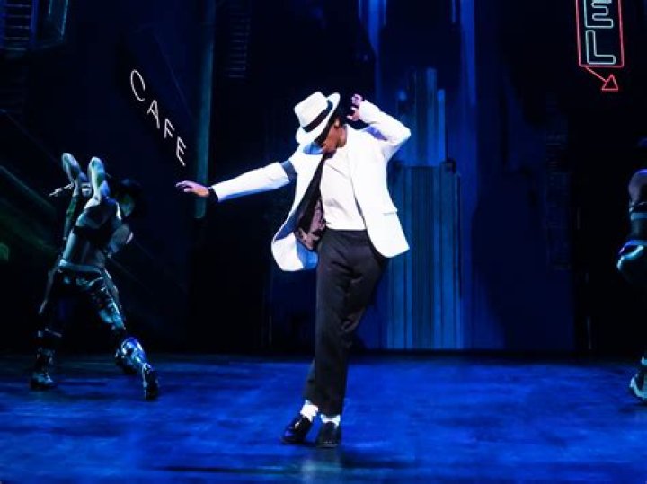 Michael Jackson Jokes: The Funniest Ways to Celebrate the King of Pop