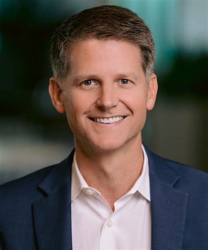 Mike Wells Net Worth: Unveiling the Financial Success Story