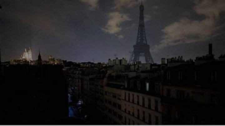 Paris Power Outage: City Plunged into Darkness