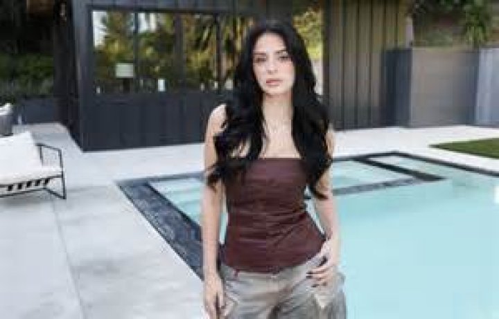 Porn Camilla Araujo: The Rising Star of Adult Entertainment