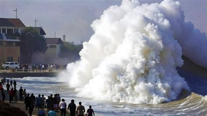 Rogue Waves: The Mysterious Giants of Ventura, California