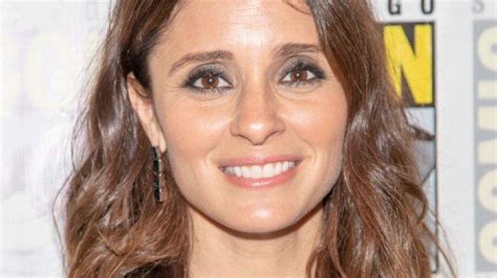 Shiri Appleby Net Worth: Exploring the Actress's Wealth and Success