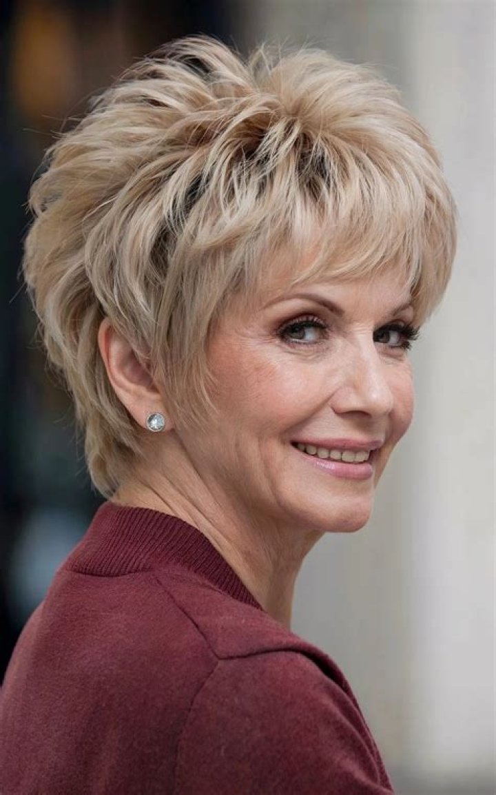 Short Hairstyles for Women Over 60: Embrace Your Style with Confidence