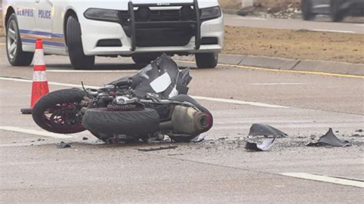 Simon Cowell's Son Injured in Motorcycle Accident