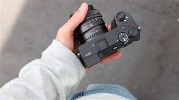 Unleashing the Potential of the Sony A6800: The Camera That&rsquo;s Ready to Rock Your World