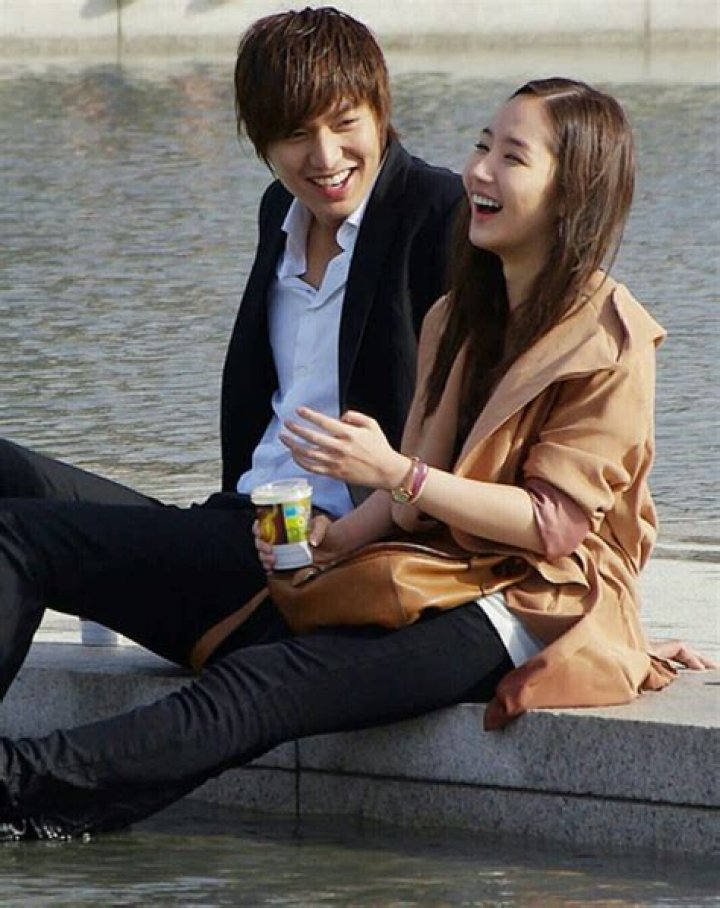 Unraveling the Intriguing Lee Min Ho Relationships
