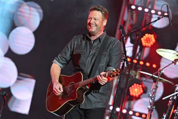 Unveiling Blake Shelton's Towering Stature: A Comprehensive Analysis