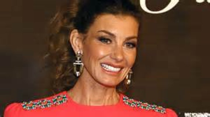 Unveiling the Life and Career of Faith Hill: A Journey Through Fame, Love, and Music