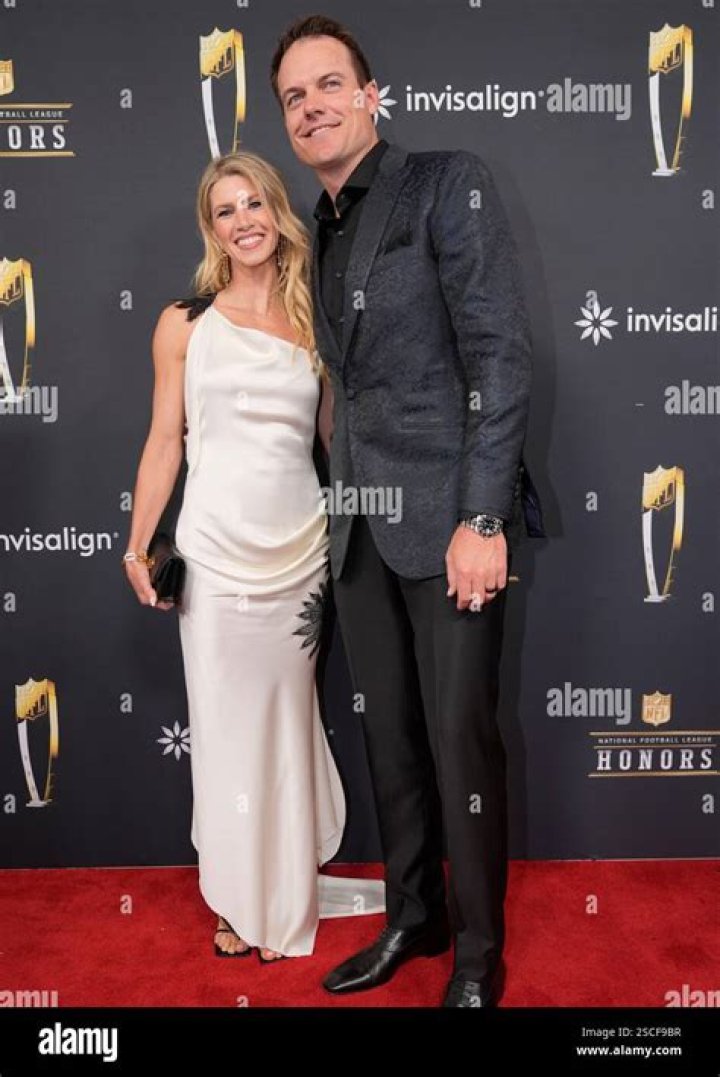 Unveiling the Life of Kevin O'Connell's Wife: A Journey of Love and Partnership