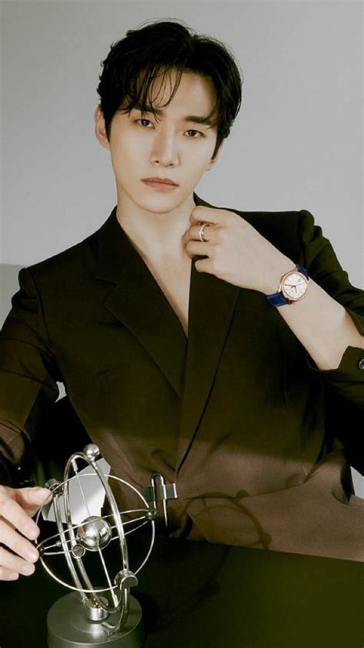 Unveiling the Mystery: Who is Lee Jun-ho's Wife?