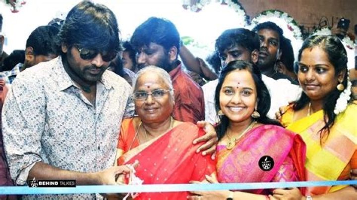 Vijay Sethupathi: His Wife and Family Life