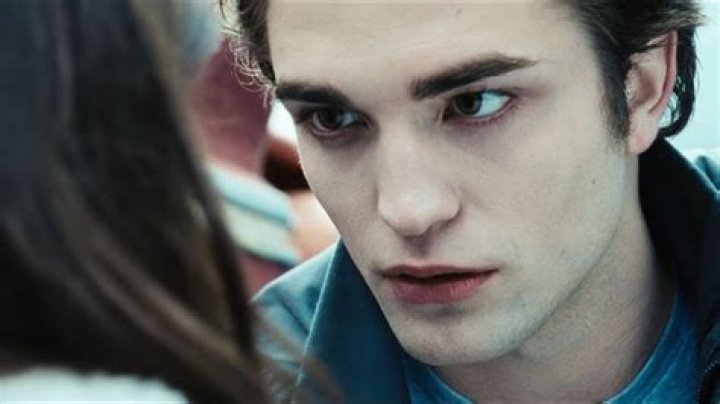 Who is Alice Cullen: A Comprehensive Guide to the Beloved Vampire from Twilight