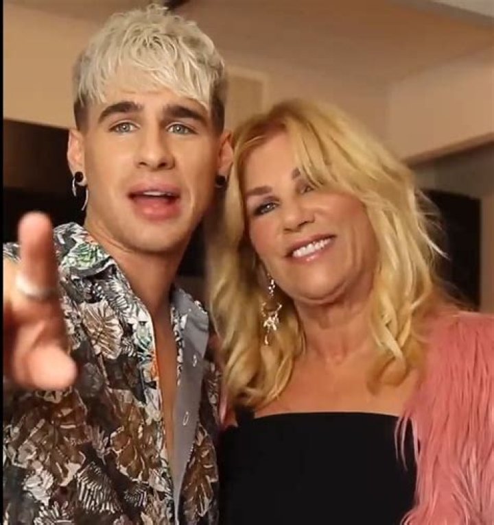 Who is Brad Mondo Dating? Unveiling the Life of the Famous Hair Stylist